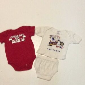 Newborn Outfits Lot of 2